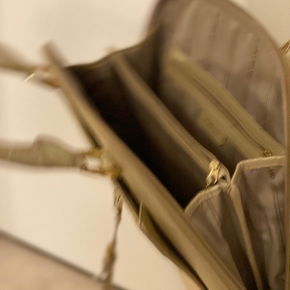 Da Milano Pure leather Golden handbag - Picture 4 of 6